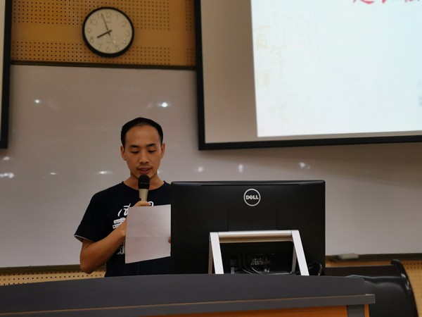 老生代表赵长菘讲话.jpg 老生代表赵长菘讲话.jpg