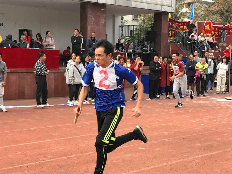 运动会2.jpg 运动会2.jpg